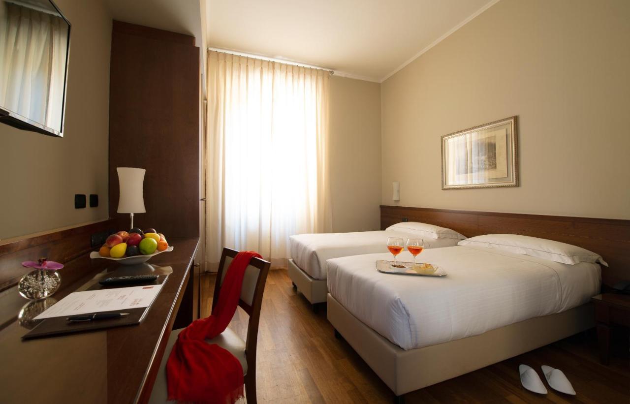 Hotel Fenice Milano Ngoại thất bức ảnh