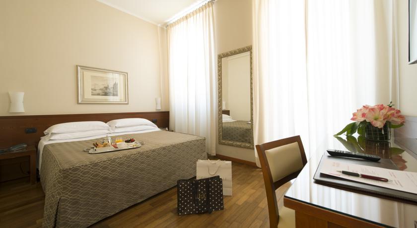 Hotel Fenice Milano Ngoại thất bức ảnh