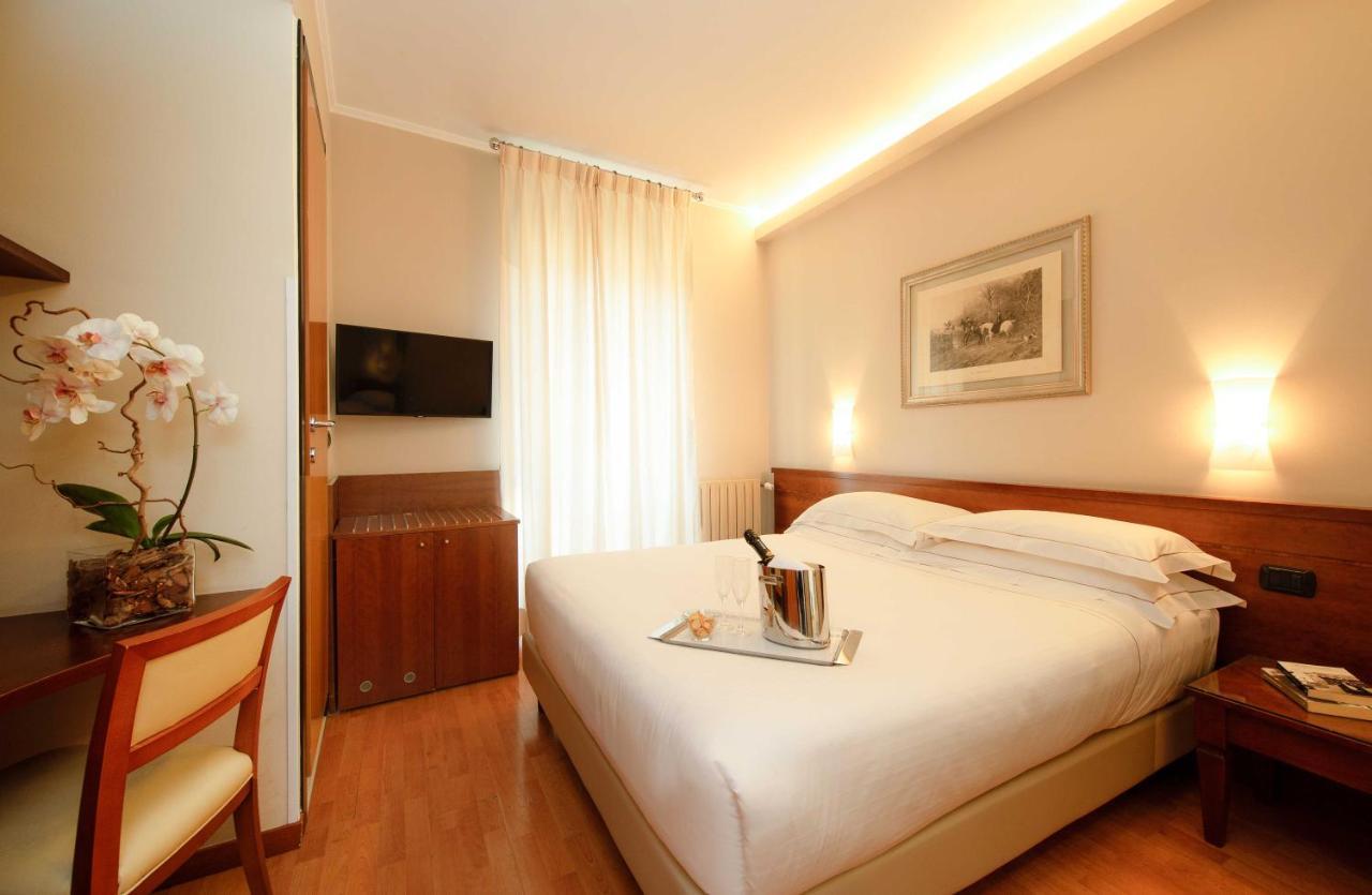 Hotel Fenice Milano Ngoại thất bức ảnh